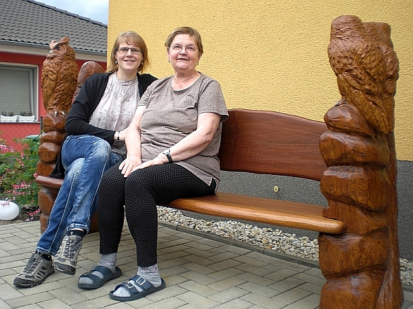 eiche bank eichebank schnitzen motors�ge kettens�gen holz garten jochen adam holzwerker