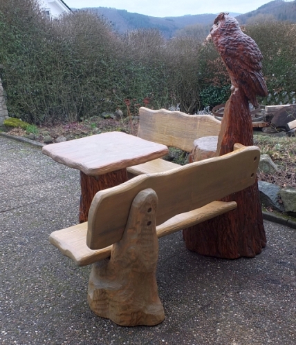 bank Eule Eckbank schnitzen motors�ge kettens�gen holz garten jochen adam holzwerker