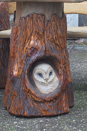 bank Eule Eckbank schnitzen motors�ge kettens�gen holz garten jochen adam holzwerker