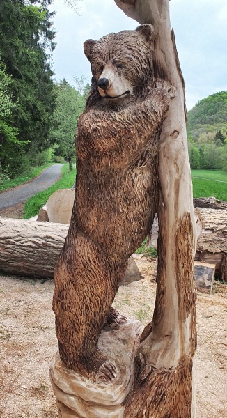 b�r grizzly motors�genkunst kettens�genkunst schnitzen holzwerker jochen adam holz