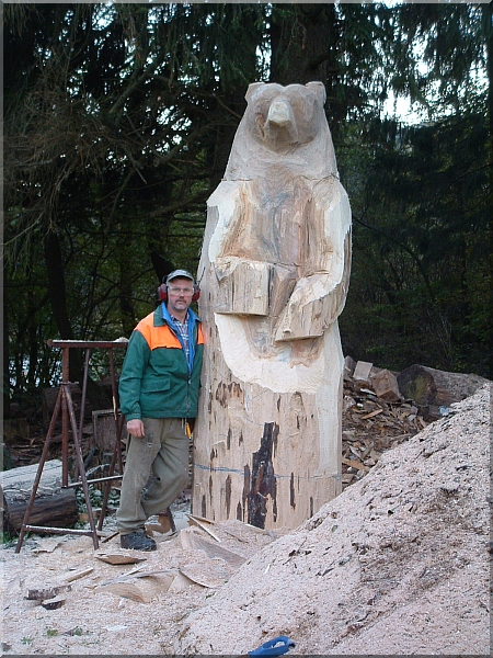 grizzly b�r holzwerker jochen adam schnitzen mit der motors�ge