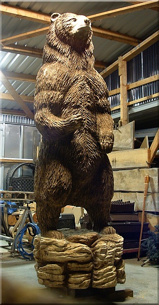 grizzly b�r holzwerker jochen adam schnitzen mit der motors�ge