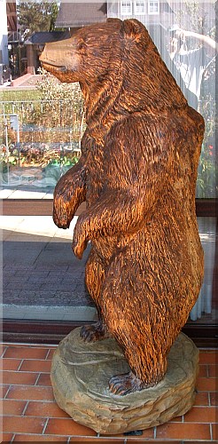 grizzly b�r holzwerker jochen adam schnitzen mit der motors�ge