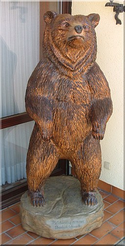 grizzly b�r holzwerker jochen adam schnitzen mit der motors�ge