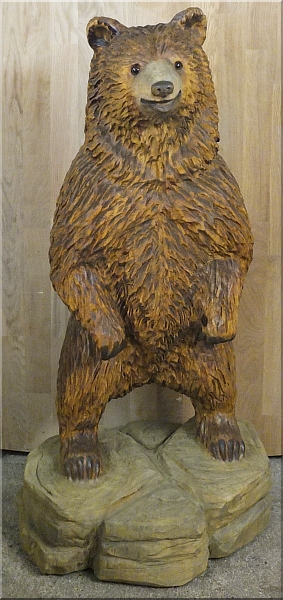 grizzly  b�r holzwerker jochen adam schnitzen mit der motors�ge