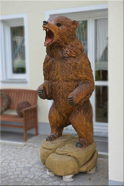 grizzly b�r holzwerker jochen adam schnitzen mit der motors�ge