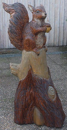 Eichh�rnchen holz motors�ge kettens�ge schnitzen kettes�genkunst motors�genkunst holzwerker