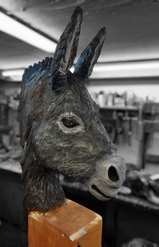 esel eselkopf donkey motors�genkunst kettens�genkunst schnitzen holzwerker jochen adam holz