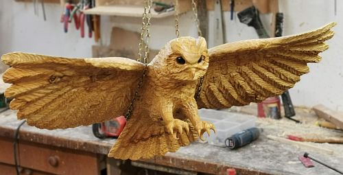flugeule fliegende eule landende eule landing owl  eule holz motorsge kettensge schnitzen kettesgenkunst motorsgenkunst 