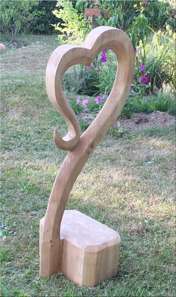 Herz holz Motors�ge kettens�ge schnitzen chainsaw carving holzwerker 