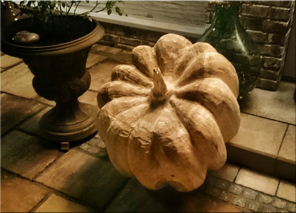 k�rbis pumpkin motors�ge holz schnitzen kettens�ge