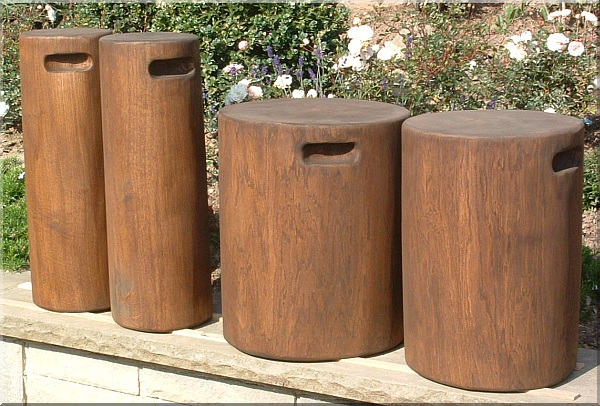 M�bel mit Motors�ge geschnitzt