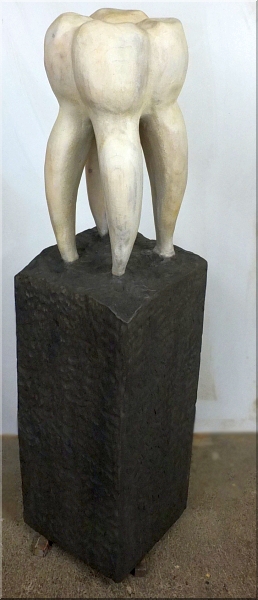 zahn backenzahn  holz schnitzen geschnitzt  motors�ge kettens�ge holzwerker